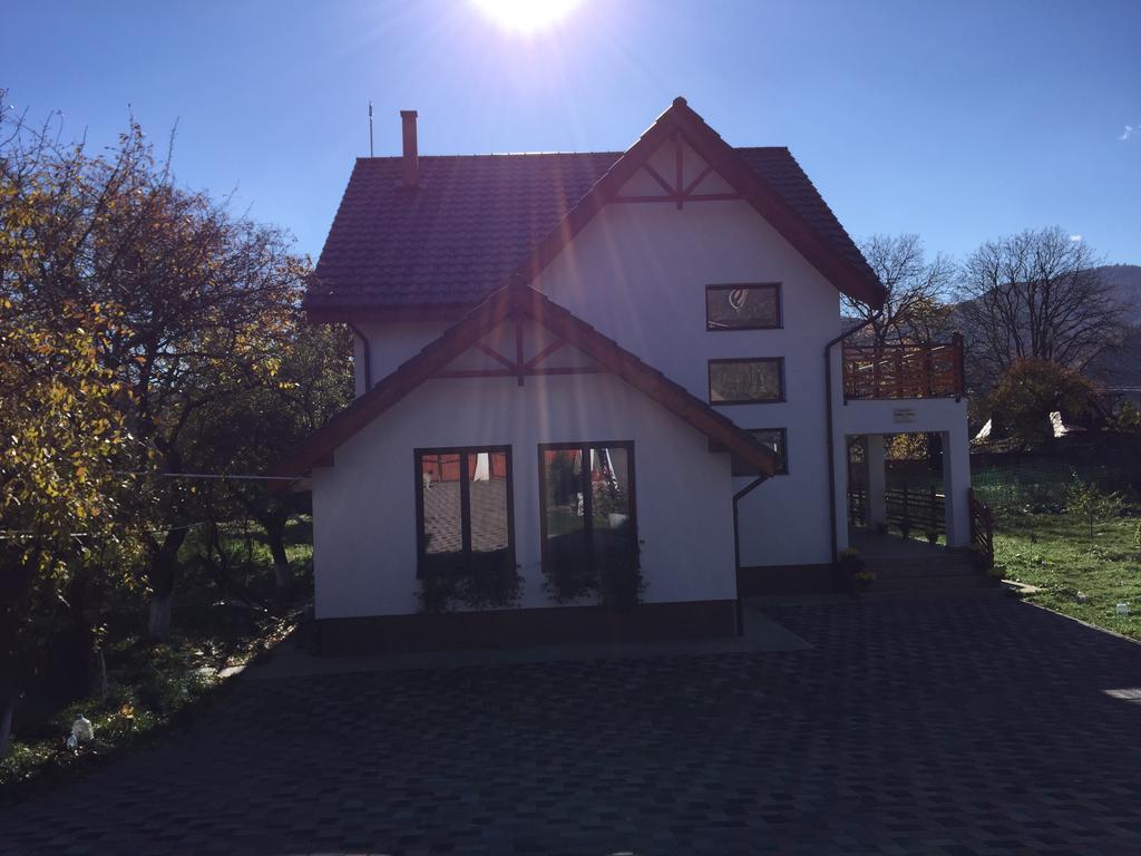 Pensiunea Tania-Nora Alexandru cel Bun Exterior foto